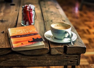 9 Book Cafes in Delhi-NCR Which Are a Haven For All The Readers!