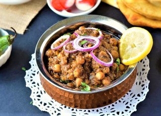 Ditch The Diet And Head to These 7 Spots For Some Foodgasmic Chole Bhature in Town!