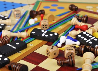 6 Cafes in Delhi-NCR Where You Can Chill While Playing Some Amaze Board Games!