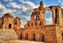7 Offbeat Spots in Delhi You Must Visit to Experience The Rich Heritage of The City