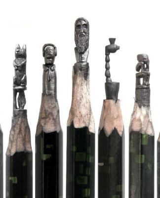 Meet Kailash Babu, The Tamil Nadu Artist Who Wants to Speak up Against Social Taboos With His Miniature Sculptures on Pencil Tips