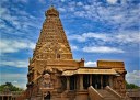 This 1000-Year-Old Shiva Temple in Tamil Nadu Has a 216 Ft Tall, 80 Ton Heavy Tower And is Also The World’s First All-Granite Temple!